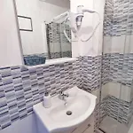 Alojamento de Acomodação e Pequeno-almoço Le Giare 4*